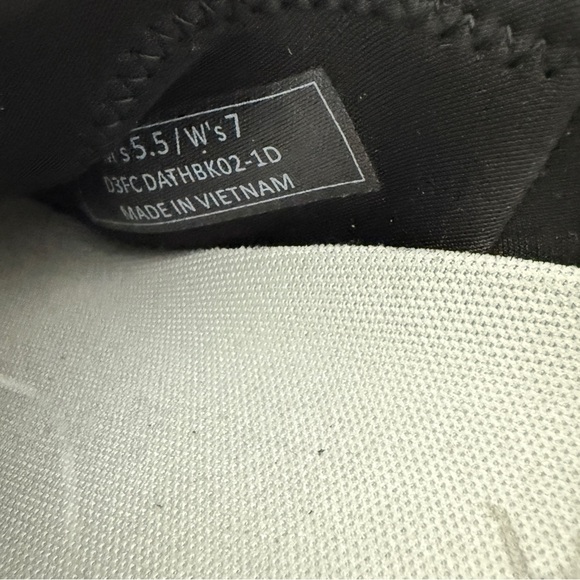 KIZIK Athens Hands Free Slip On Sneaker Mens 5.5 / Women’s 7 - Picture 11 of 12